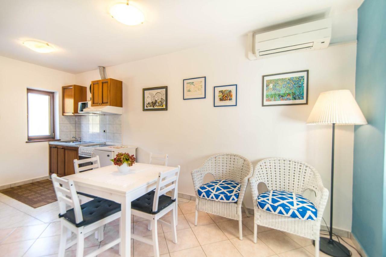 Apartments Ida Sveta Marina Drenje  المظهر الخارجي الصورة