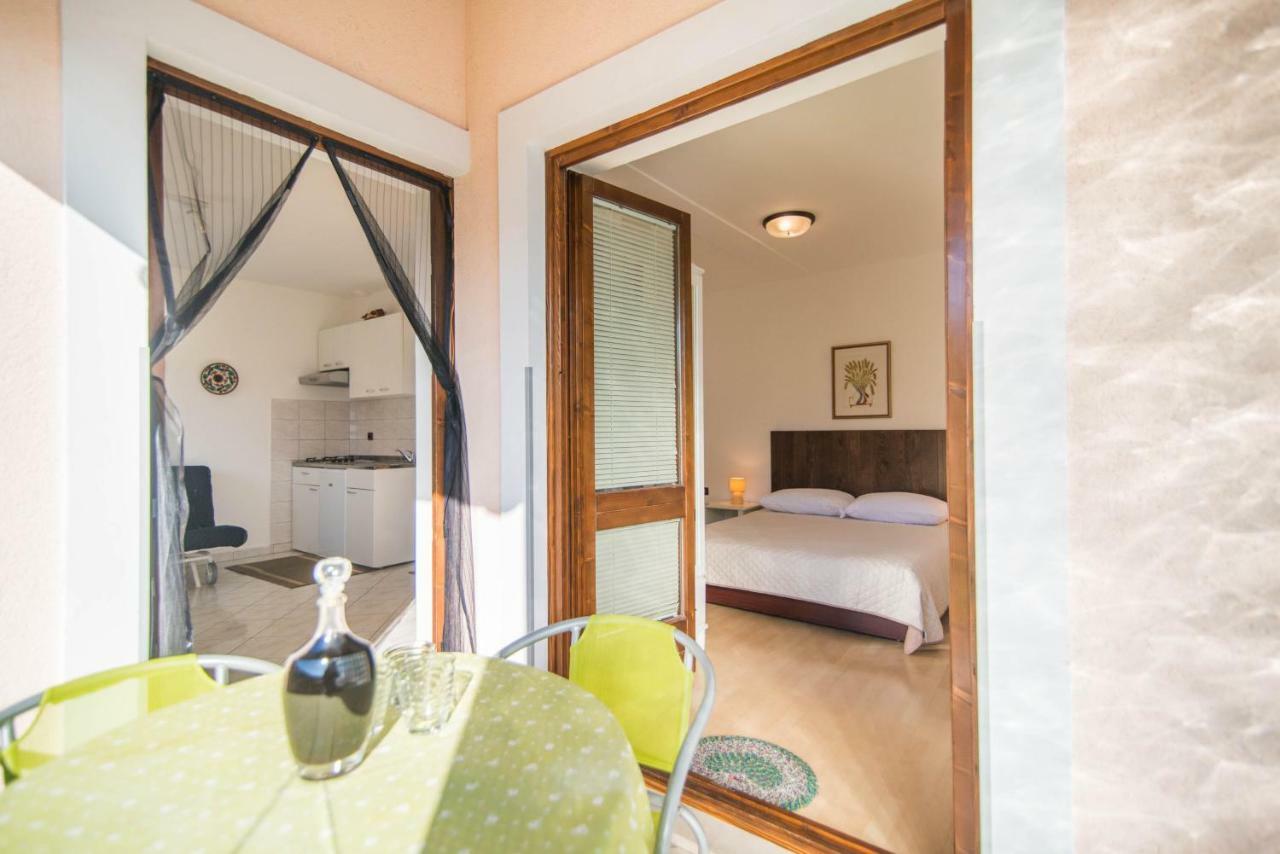 Apartments Ida Sveta Marina Drenje  المظهر الخارجي الصورة